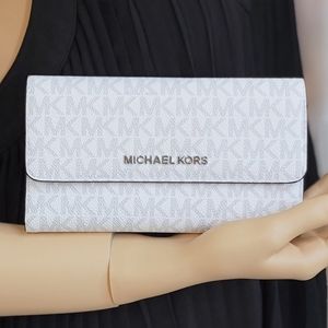 Michael Kors Jet Set Trifold LG Logo Wallet White